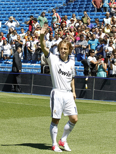 哈登得分30+快船本赛季已输4场，此前2个赛季仅2次