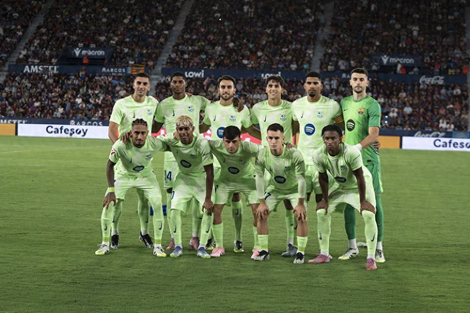 记者：迈阿密国际正与塔列雷斯就33岁阿根廷门将吉多进行谈判